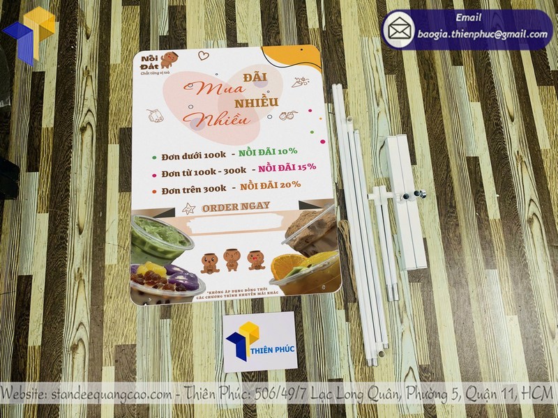 Khung treo poster lấy liền giá sỉ dễ lắp đặt, in ấn chuẩn màu