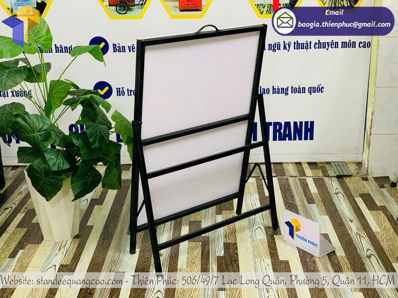 Mua bảng standee 1 mặt cho shop, cho quán cafe, cửa hàng