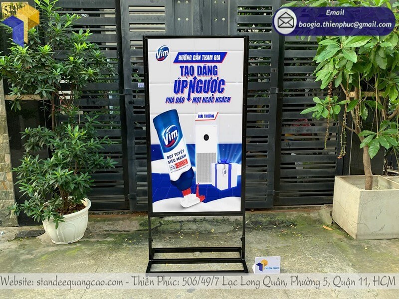 Mua bảng standee quảng cáo đứng in 2 mặt giá sỉ