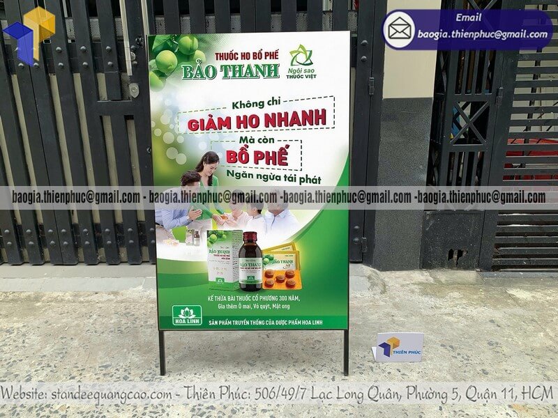 Mua standee A bằng sắt quảng cáo sản phẩm mới ngoài trời