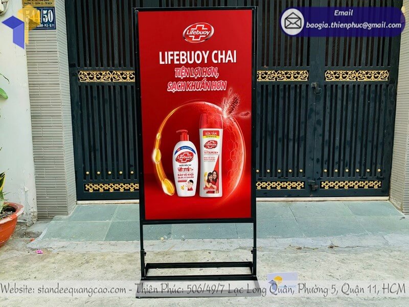 Nơi in bảng standee khung sắt quảng cáo hai mặt đẹp