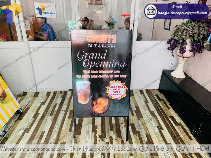 Standee 2 mặt ngoài trời tphcm