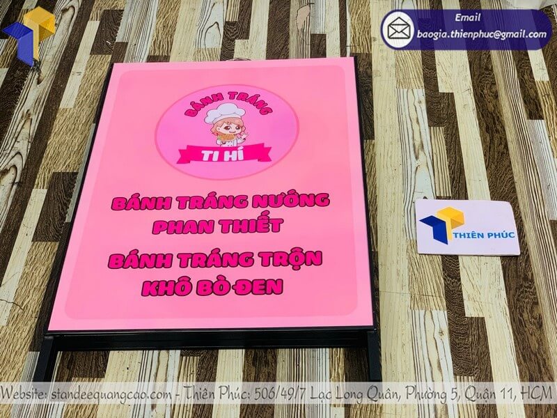 Standee chữ A 2 mặt bán chạy cho cửa hàng, quảng bá sản phẩm