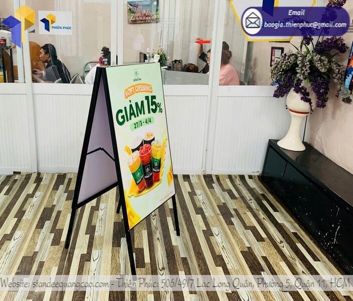 standee chữ A in 2 mặt TpHCM
