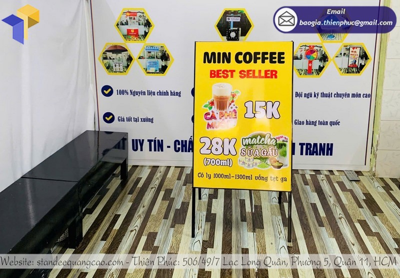 Standee chữ A di động