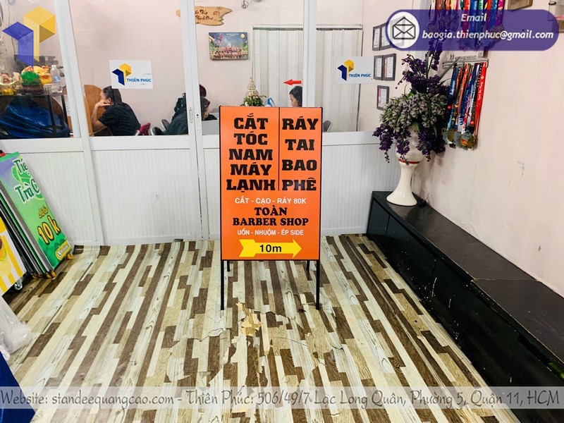 standee tiếp thị chữ A uy tín