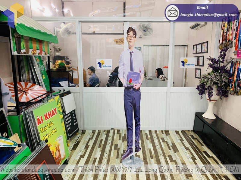 standee chúc mừng tốt nghiệp đẹp