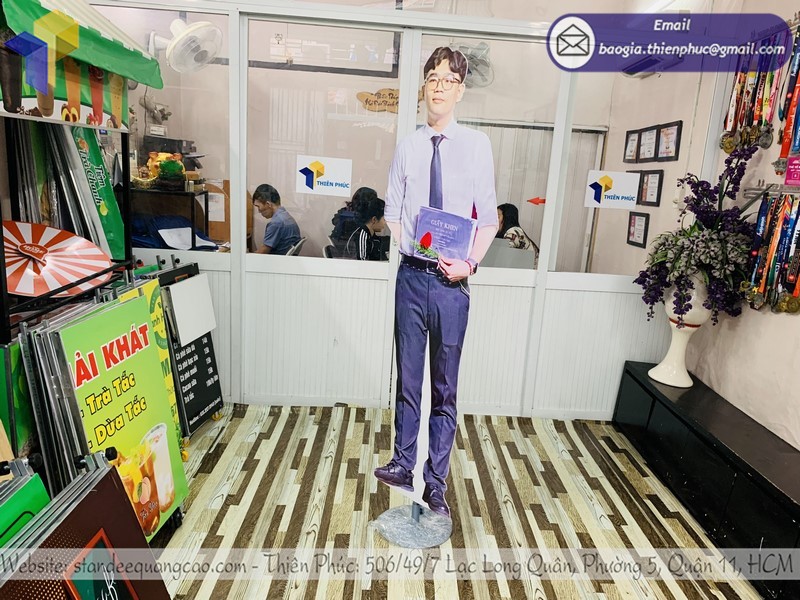 standee chúc mừng tốt nghiệp tphcm