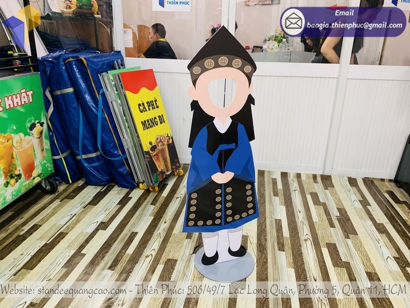 standee chụp ảnh cho các bé tphcm