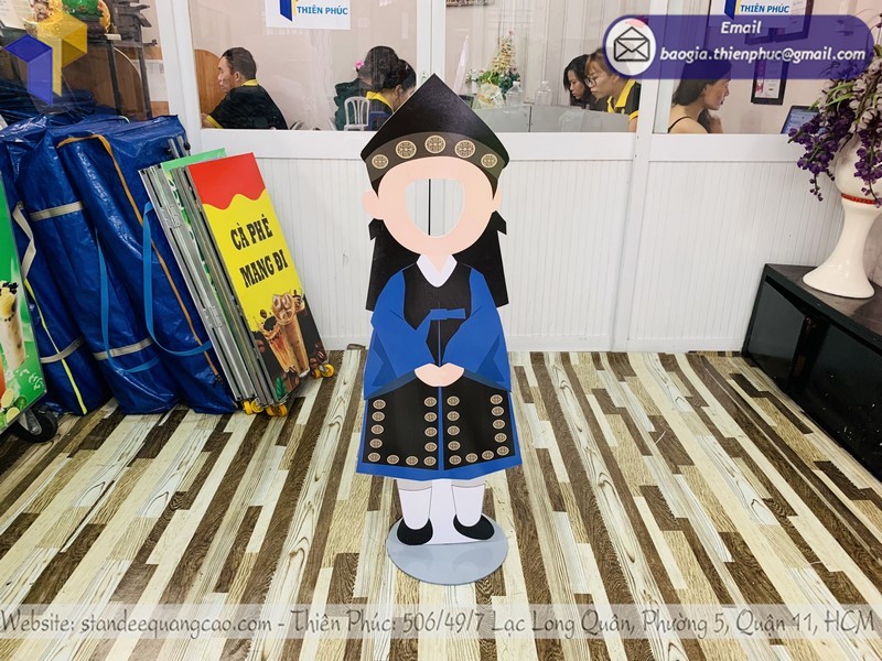 standee chụp ảnh cho các bé uy tín