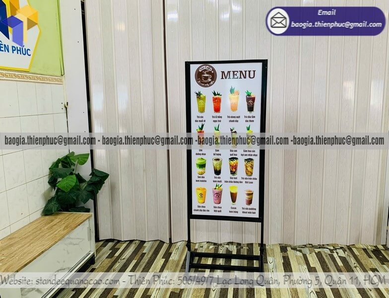 Standee đứng in 2 mặt menu di động cho tiệm cafe