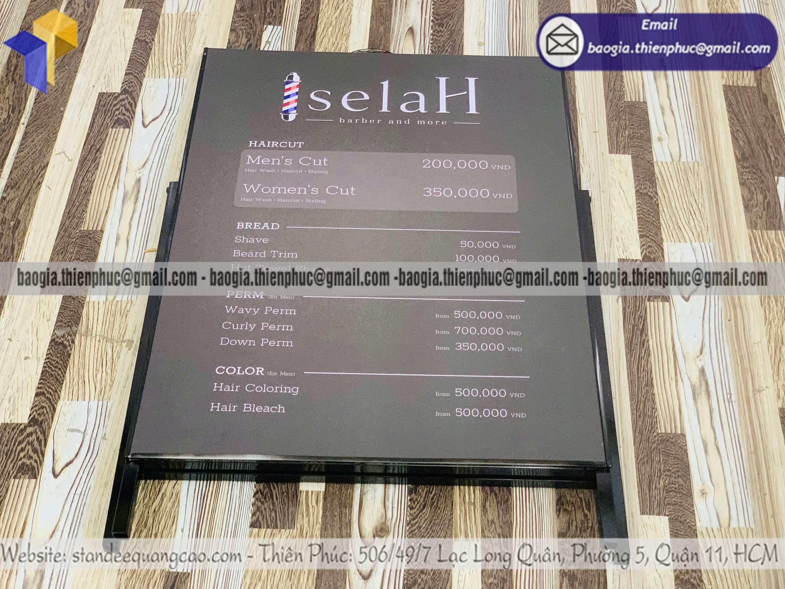 Standee in 1 mặt khung sắt để ngoài trời bán tại Sài Gòn hỗ trợ in ấn quảng cáo