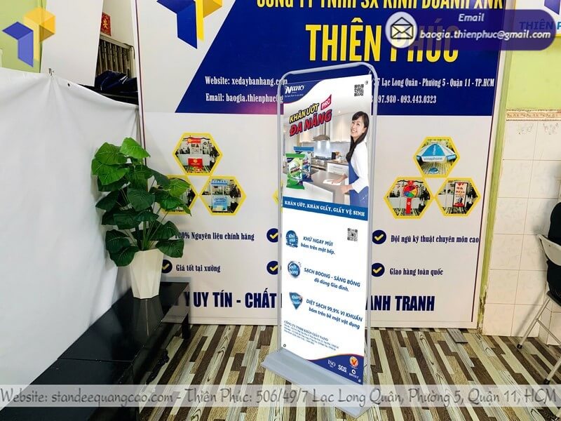 standee quảng cáo khung treo quận 11