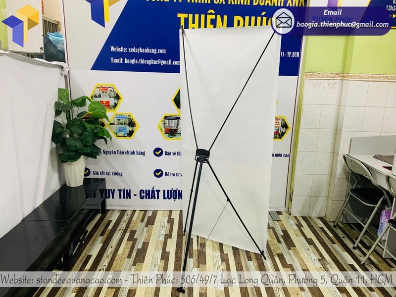 standee lắp ráp đẹp