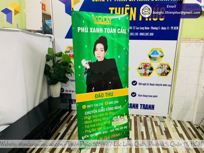 standee lắp ráp quận 11