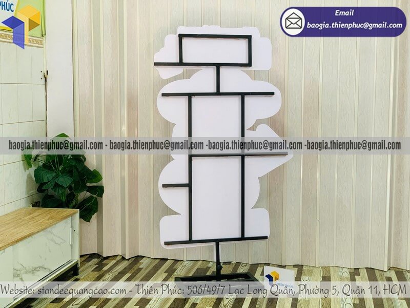 Standee mô hình 1 mặt quảng cáo giới thiệu đặt ngoài trời giới thiệu sản phẩm quảng cáo trước cửa hàng