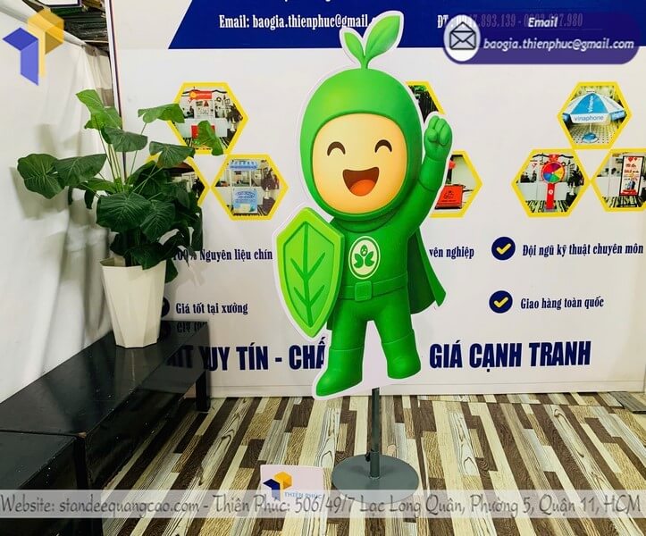 Standee mô hình quảng cáo 1 mặt in UV rõ nét