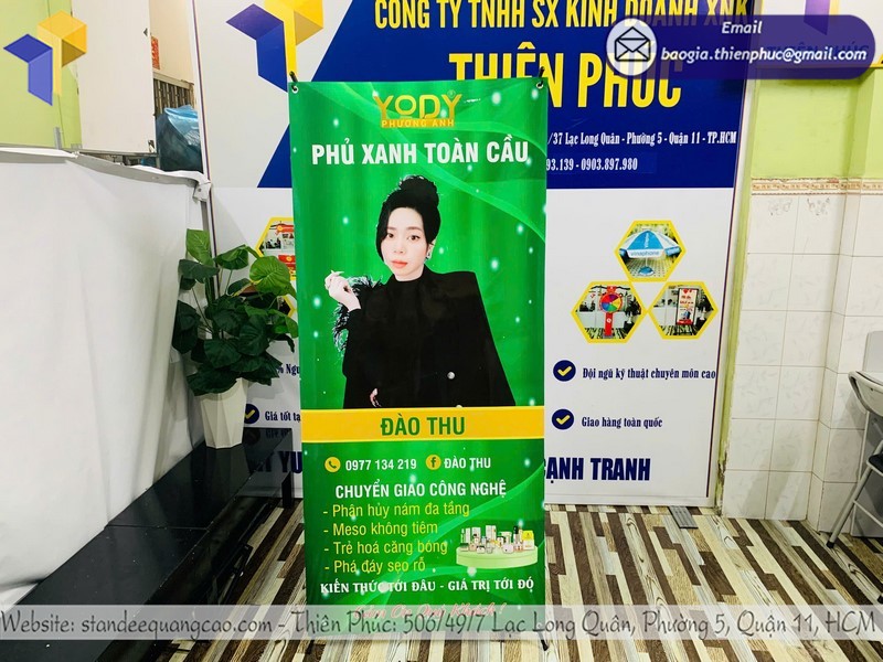 standee lắp ráp mỹ phẩm