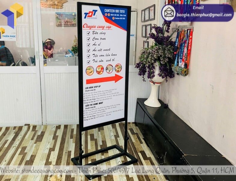 standee khung sắt quảng cáo 2 mặt đứng TPHCM