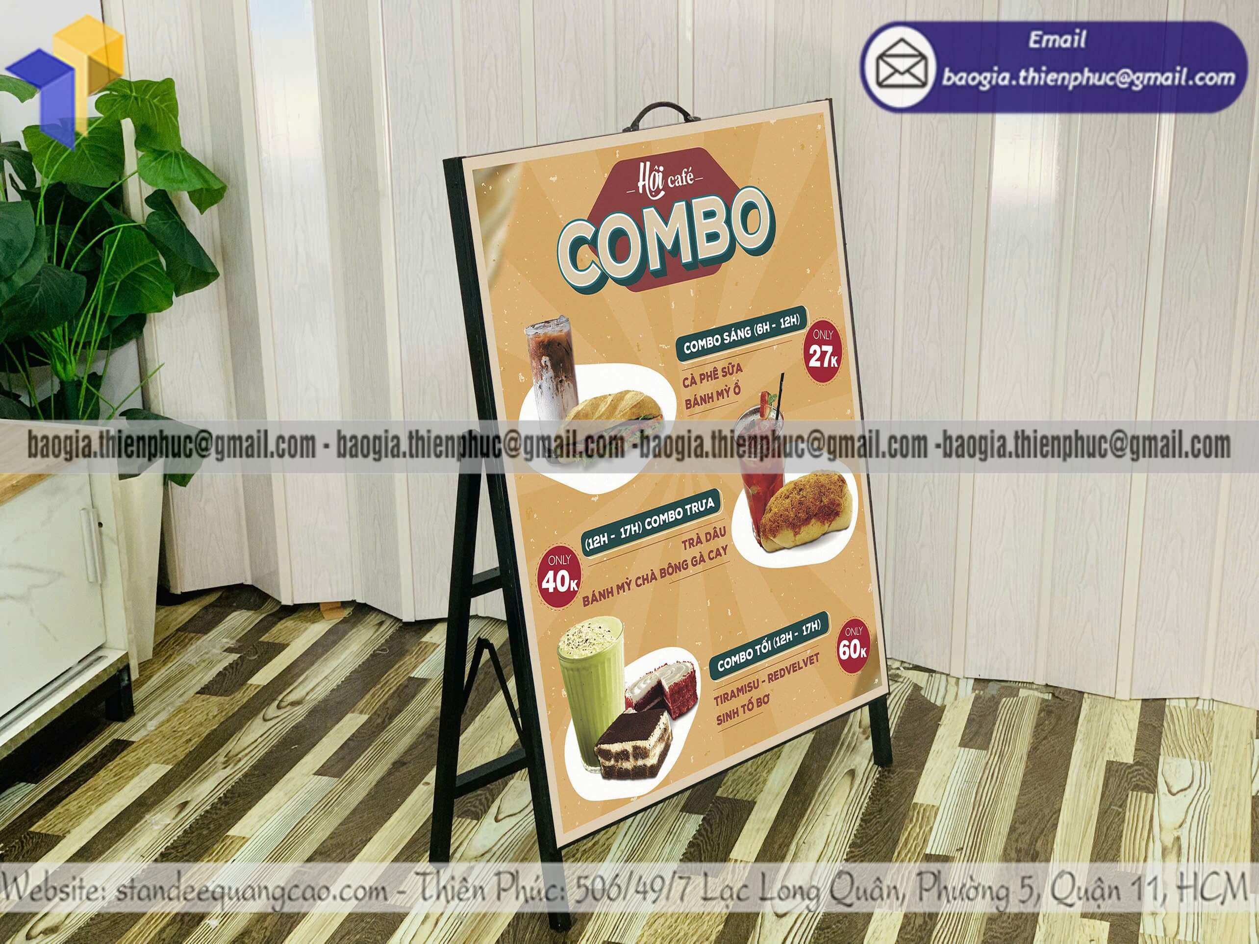 Standee quảng cáo bằng sắt in hình 1 mặt xếp gọn giao hàng toàn quốc siêu tốc