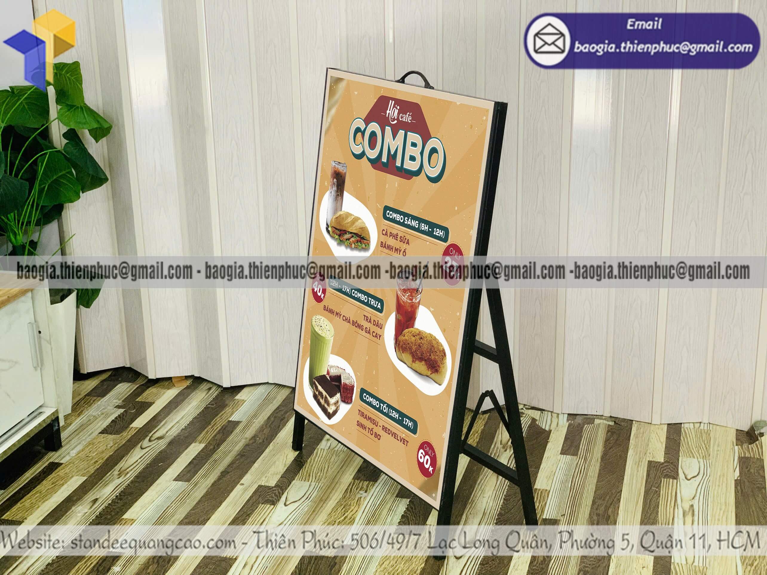 Standee quảng cáo bằng sắt in hình 1 mặt xếp gọn kích thước riêng giao hàng nhanh không lo trễ
