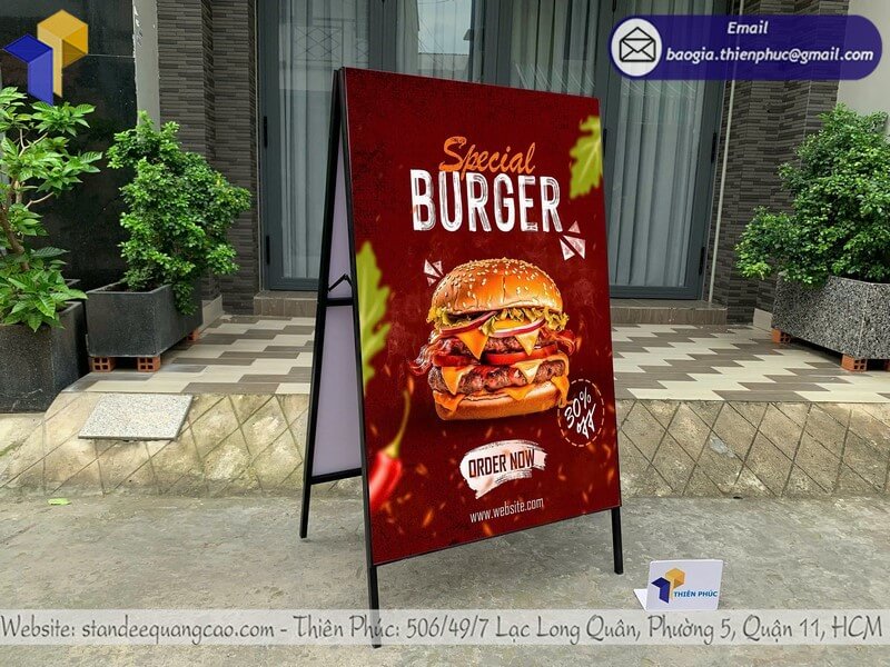 Standee Quảng Cáo Gấp Gọn 2 Mặt in 2 mặt sắc nét, chất lượng