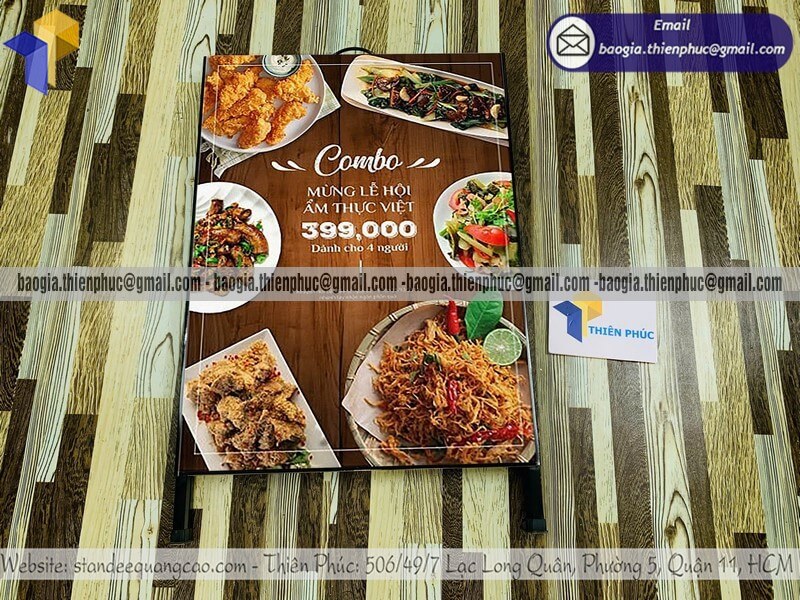 Standee quảng cáo khung chữ A cho quán ăn đặt ngoài trời kích thước riêng cho quán ăn gia đình