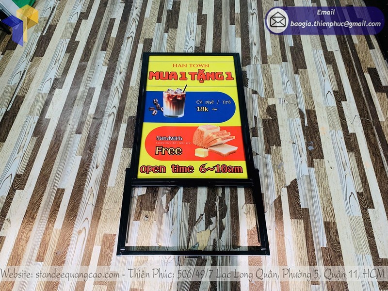 standee quảng cáo lắp ráp tphcm