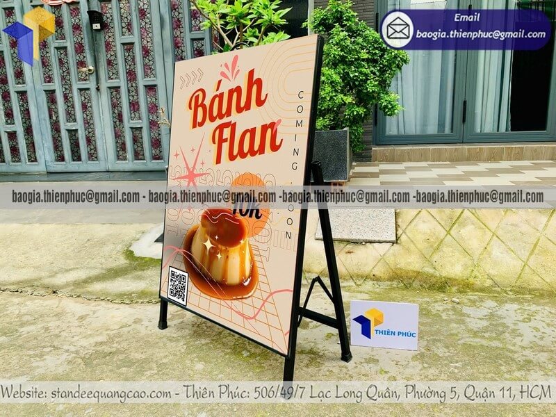 Standee sản phẩm in 1 mặt đặt vỉa hè bán hàng bán lẻ khai trương sale off