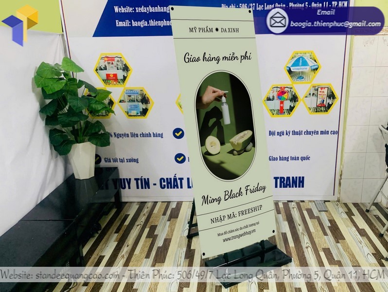 mẫu standee lắp ráp tại Tiền Giang
