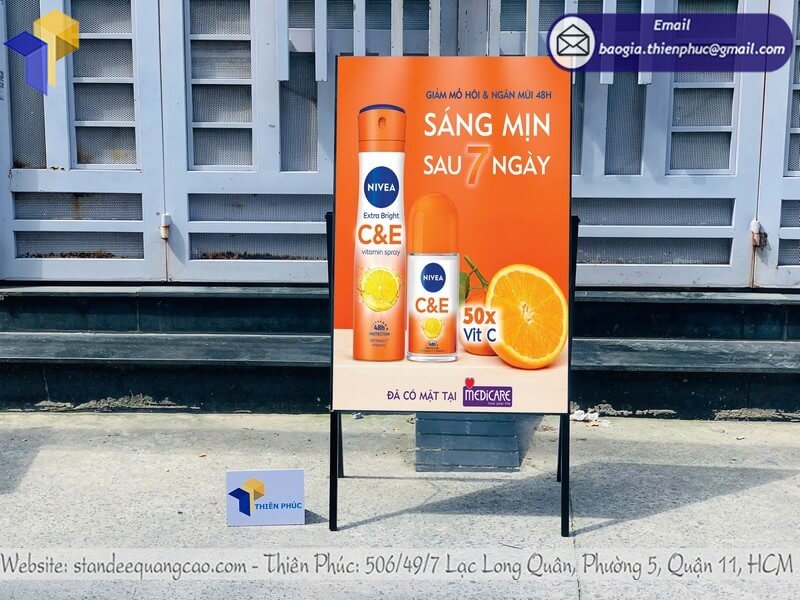 Xưởng đặt in bảng standee 1 mặt theo yêu cầu giá rẻ