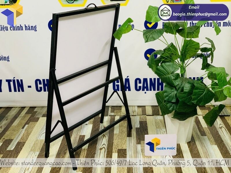 Xưởng in bảng standee 1 mặt chất lượng cao giao tận nơi