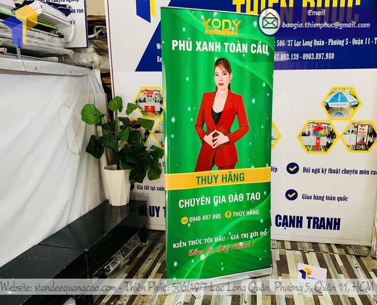 Xưởng in standee banner dựng cuộn nhôm quảng cáo sự kiện đặt số lượng ít