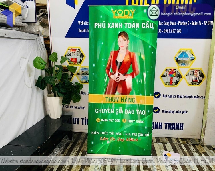 Xưởng in standee banner dựng cuộn nhôm quảng cáo sự kiện