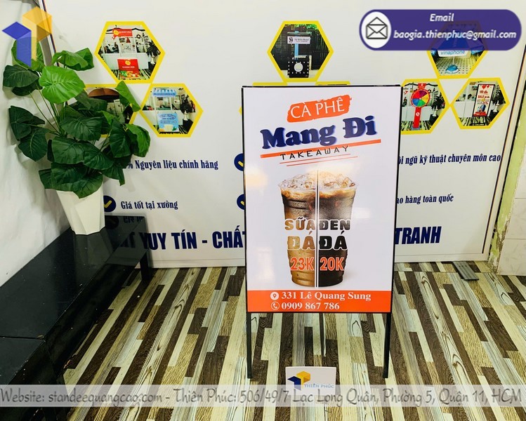 xưởng in standee chữ A giá rẻ