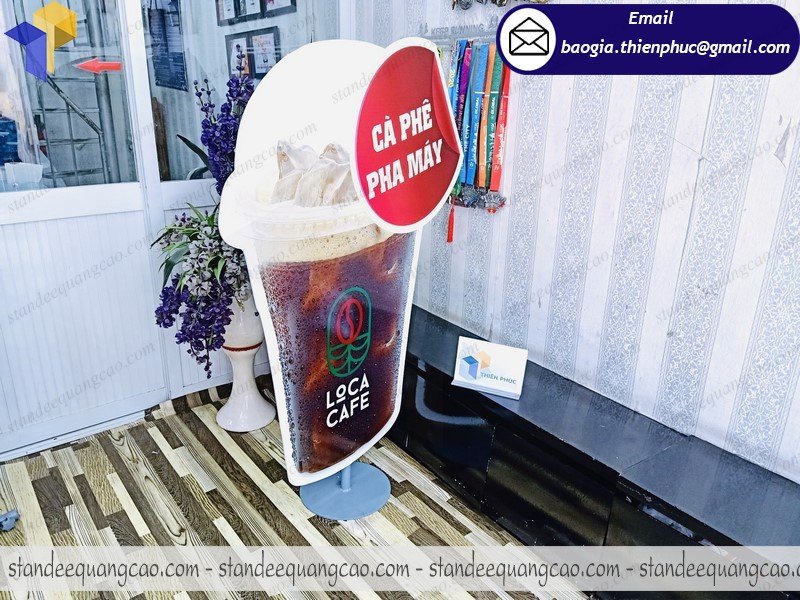 báo giá standee mô hình ly cafe