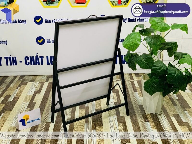 Xưởng làm bảng standee 1 mặt cho quán cafe tphcm, dịch vụ tốt