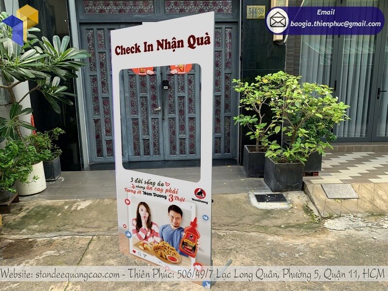 Xưởng làm khung check in sự kiện nhanh giá rẻ lắp ráp dễ dùng