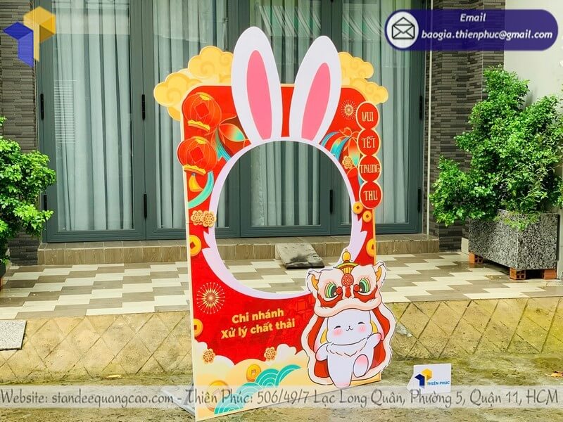 Xưởng sản xuất khung chụp hình Formex rẻ chuyên gia công khung check in