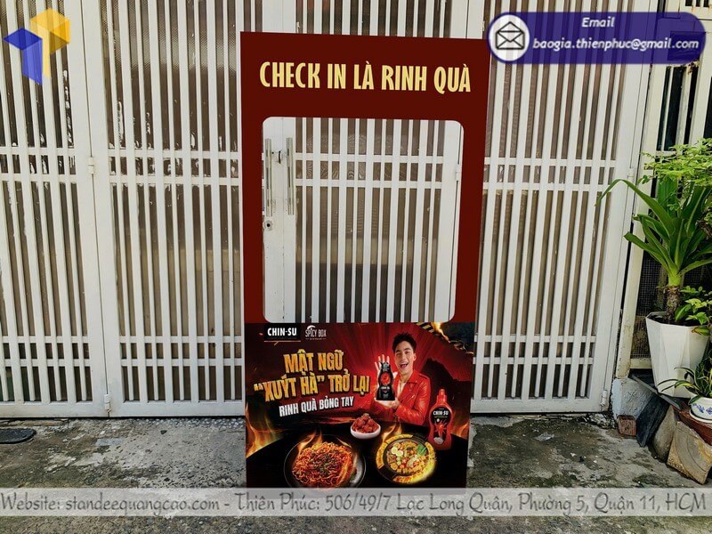 Xưởng sản xuất mẫu khung check in sự kiện giá rẻ