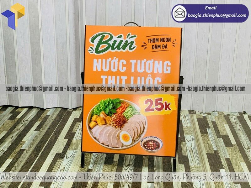 Xưởng sản xuất standee 1 mặt giới thiệu đồ ăn giá rẻ Xưởng sản xuất standee 1 mặt giới thiệu đồ ăn giá rẻ