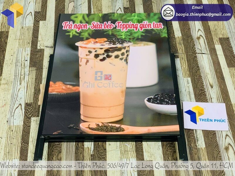 Xưởng sản xuất standee 1 mặt in theo yêu cầu thiết kế Thiên Phúc