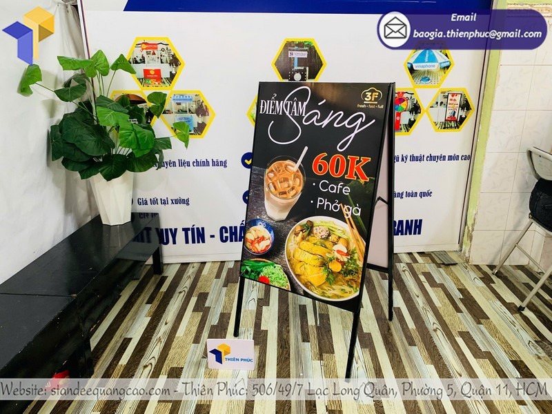 xưởng sản xuất standee A di động ngoài trời tại quận 11